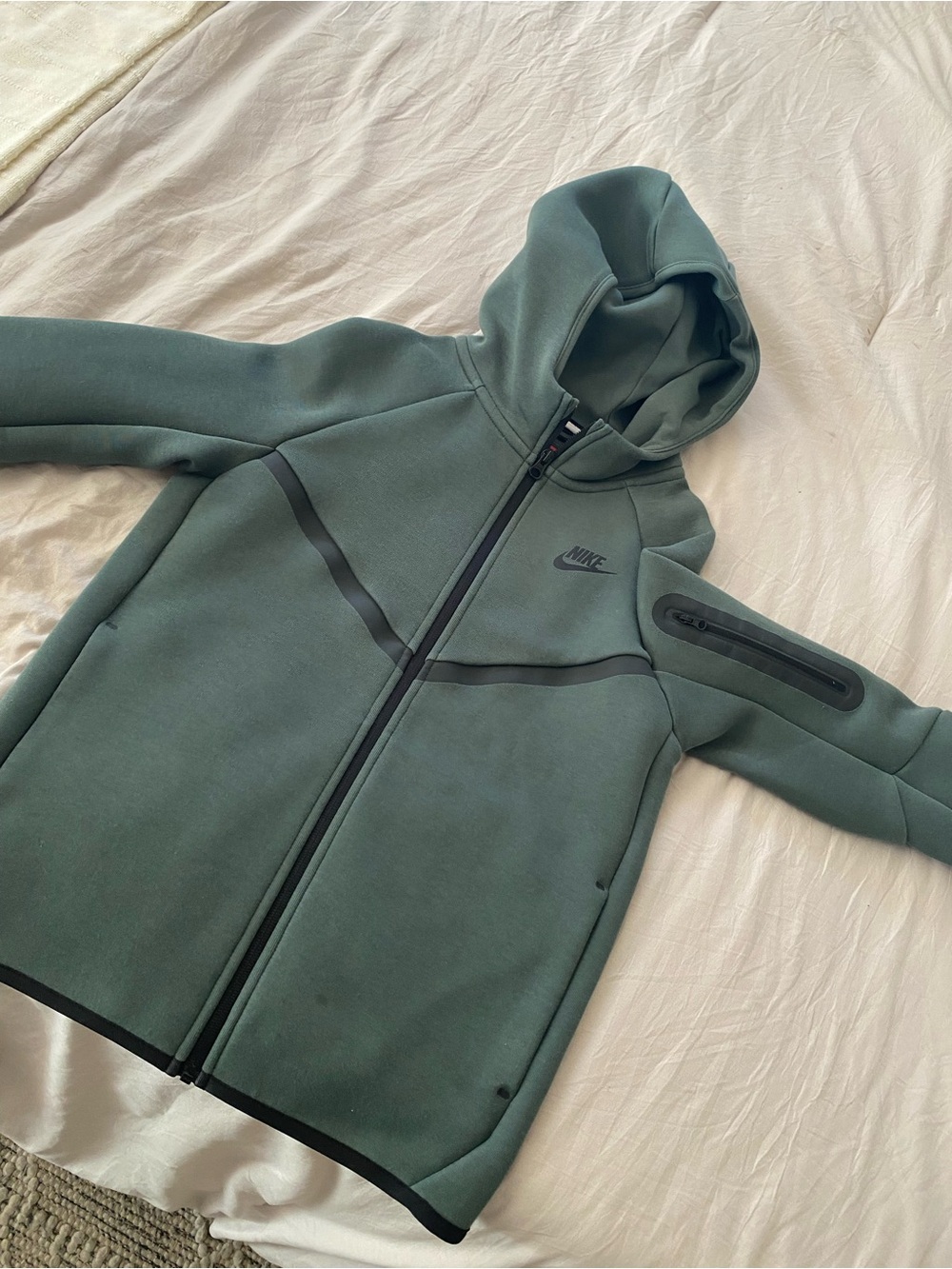 Nike Men's Olive Green Tech Fleece Zip Hoodie